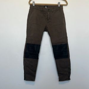 Army green BDG utility pants with a faux leather knee! Such cute pants!